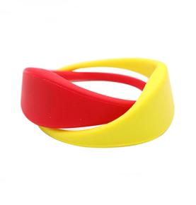 Vandtæt og slidstærkt RFID-armbånd i silikone med smal kant