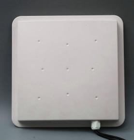 2,4G RFID hjemmeskolelæser til kvæg og får Intelligent øremærke Active Positioning Reader til husdyrbrug